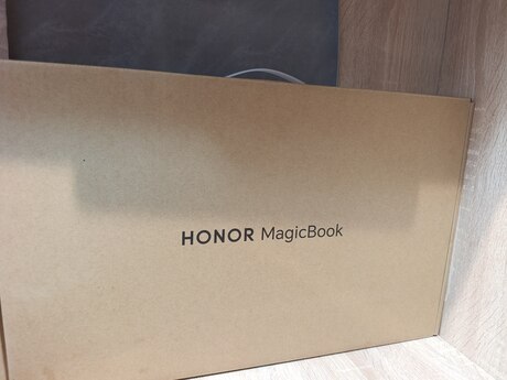 Honor MagicBook X16