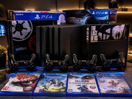 Sony PlayStation 4