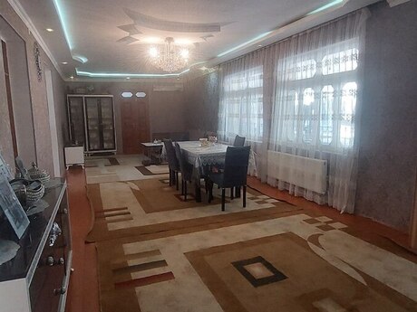 Lökbatanda 6 otaqlı həyət evi satılır, 196 m², 140 000 AZN, şəkil 2 / 12