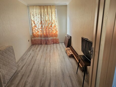 2 otaq · 50 m² · 3/5 mərtəbə, Tbilisi prospekti