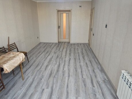 8 Noyabrda 2 otaqlı köhnə tikili mənzil satılır, 50 m², 170 000 AZN, şəkil 5 / 12