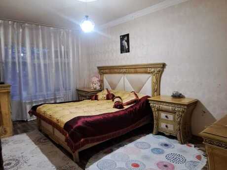 Продаётся 4-комнатная квартира в старом фонде, Köhnə Günəşli, 106 м², 180 000 AZN, фото 3 / 8