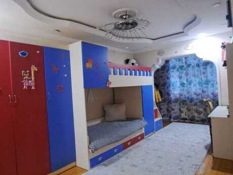 Продаётся 4-комнатная квартира в старом фонде, Köhnə Günəşli, 106 м², 180 000 AZN, фото 4 / 8