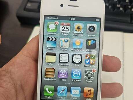 Apple iPhone 4S White 8GB