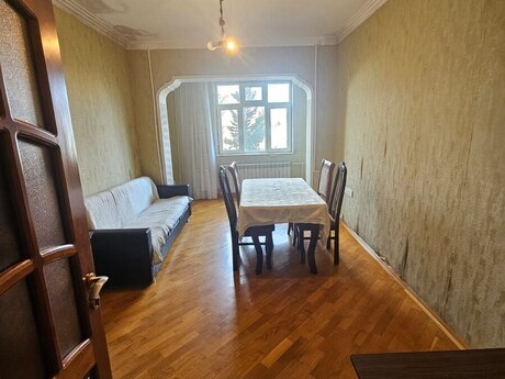 2-otaqlı mənzil kirayə verilir, Səməd bəy Mehmandarov küç., 80 m²