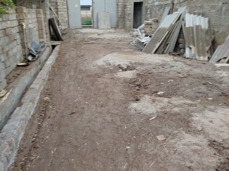 2 sot torpaq sahəsi, Buzovna qəs.