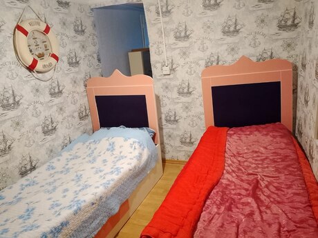 Сдаётся 3-комнатная квартира в старом фонде, Nəriman Nərimanov, 100 м², 100 AZN/мес, фото 2 / 4