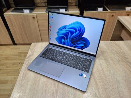 Noutbuk Huawey D16  i7 13700H 16GB RAM 1TB SSD
