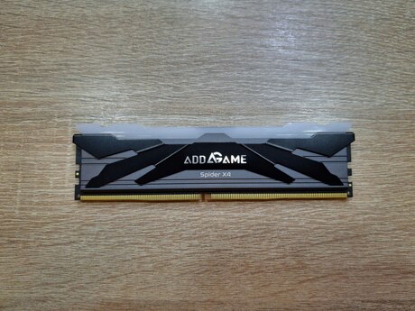 DDR4 8GB 3200Mhz CL16 RGB PC RAM işıqlı DDR4 8GB 3200Mhz CL16 RGB PC RAM işıqlı