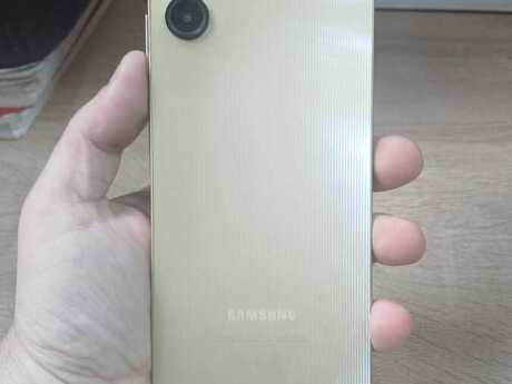 Samsung Galaxy A06 Gold 128GB/4GB