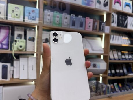 Apple iPhone 11 White 128GB/4GB