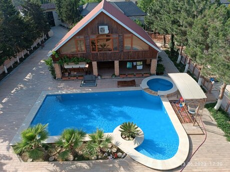 Villa, Mərdəkan qəs.