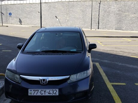 Honda Civic, 2010 il
