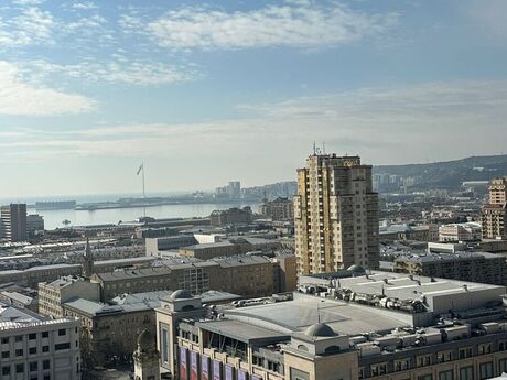 3-otaqlı yeni tikili, 28 May m., 138.4 m²