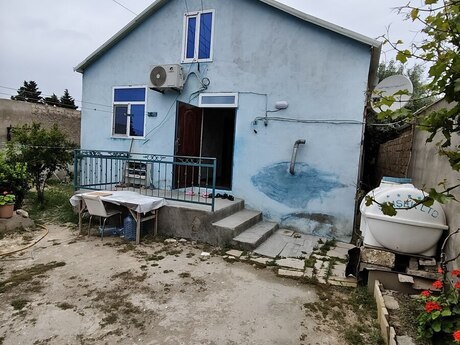 Həyət evi, Binə qəs. Həyət evi, Binə qəs.