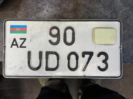 Avtomobil qeydiyyat nişanı - 90-UD-073 Avtomobil qeydiyyat nişanı - 90-UD-073