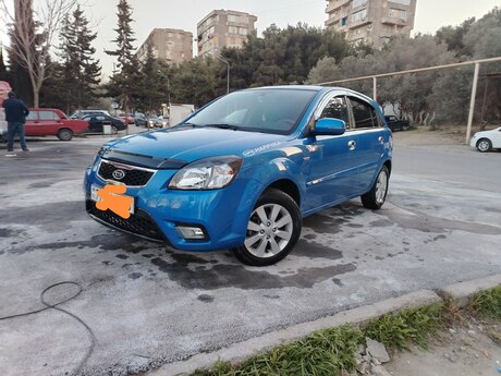 KIA Rio, 2010 il KIA Rio, 2010 il