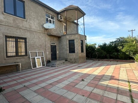 6 rooms · 220 m² · floor 1/2, Biləcəri