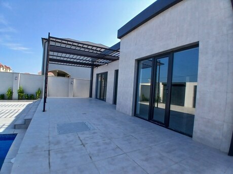 4 otaq · 155 m²