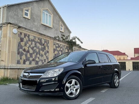 Opel Astra, 2008 il Opel Astra, 2008 il