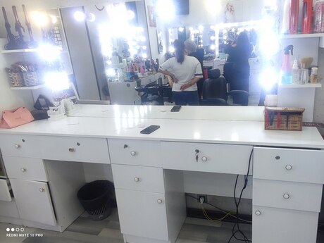 Salon mebeli 