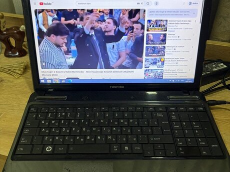 Noutbuk TOSHIBA core i3-4/500
