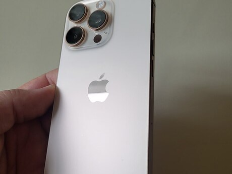 Apple iPhone 16 Pro Desert Titanium 128GB/8GB