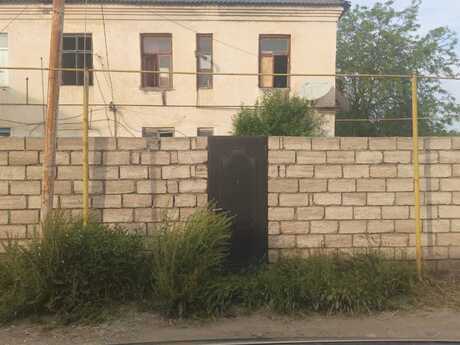 Həyət evi, Müqtədir qəs.