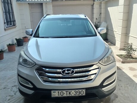 Hyundai Santa Fe, 2013 il Hyundai Santa Fe, 2013 il