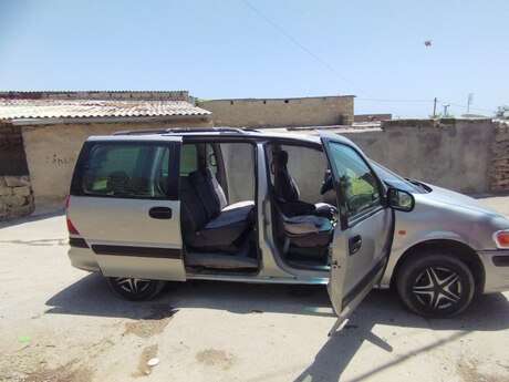 Opel Sintra, 1998 il
