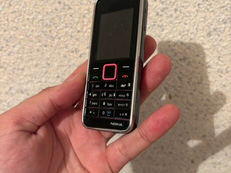 Nokia 235 4G (2024) Black 128MB/64MB