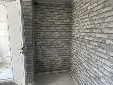 Gənclikdə 1 otaqlı köhnə tikili mənzil kirayə verilir, 15 m², 250 AZN/ay, şəkil 3 / 5