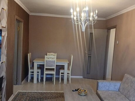 Bakıxanovda 2 otaqlı köhnə tikili mənzil satılır, 48 m², 138 000 AZN, şəkil 2 / 9