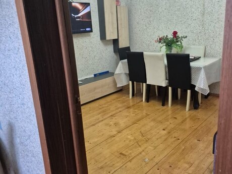 6 otaq · 160 m²