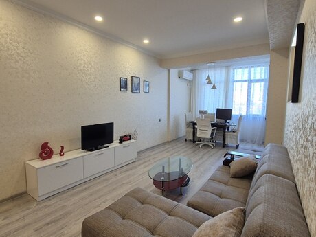 Abşeronda 2 otaqlı yeni tikili mənzil satılır, 69 m², 102 000 AZN, şəkil 3 / 11