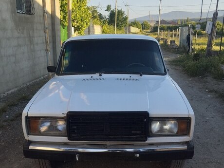 LADA (VAZ) 2107, 2004 il