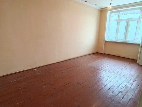 3-otaqlı mənzil, Gəncə ş., 71.5 m²