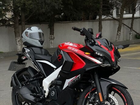 Motosiklet Bajaj RS200, 2023 il