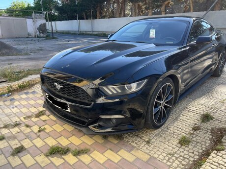 Ford Mustang, 2017 il