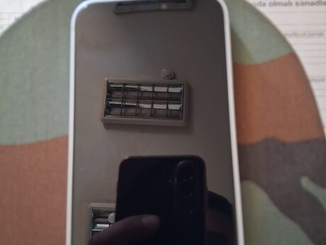 Apple iPhone XR White 64GB/3GB