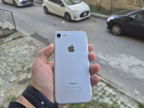 Apple iPhone 7 Silver 32GB
