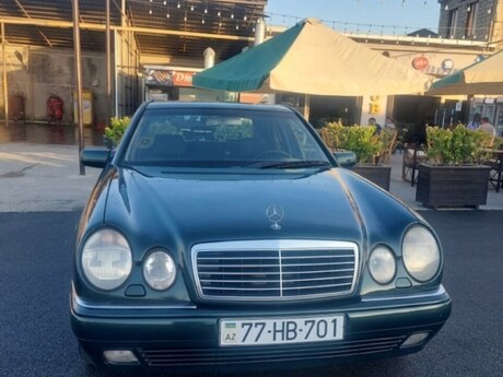 Mercedes E 200, 1998 il