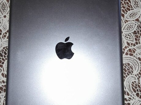 Apple iPad Silver 64GB