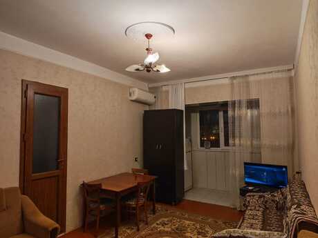 1-otaqlı mənzil, Dəmirçizadə küç., 44 m²
