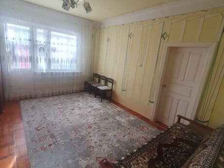 4-otaqlı mənzil, 10-cu mkr., 90 m²