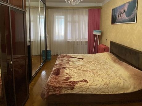 2-otaqlı mənzil kirayə verilir, Binəqədi r., 70 m²