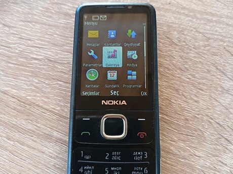Nokia 6700 Black Metallic Nokia 6700 Black Metallic