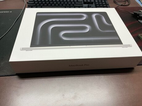 Apple Macbook Pro 16.2-inch M5 Max 128/4TB