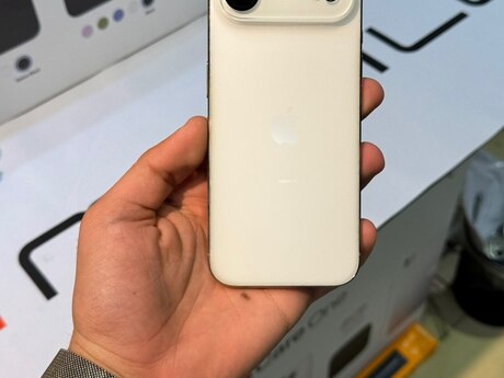 Apple iPhone Air Light Gold 256GB/8GB