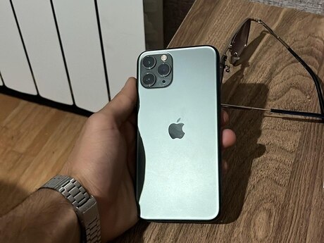 Apple iPhone 11 Pro Midnight Green 64GB/4GB